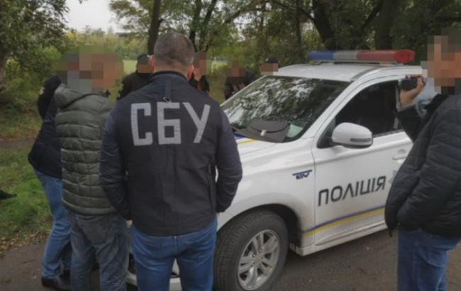 В Днепропетровской области СБУ разоблачила на взятке троих полицейских