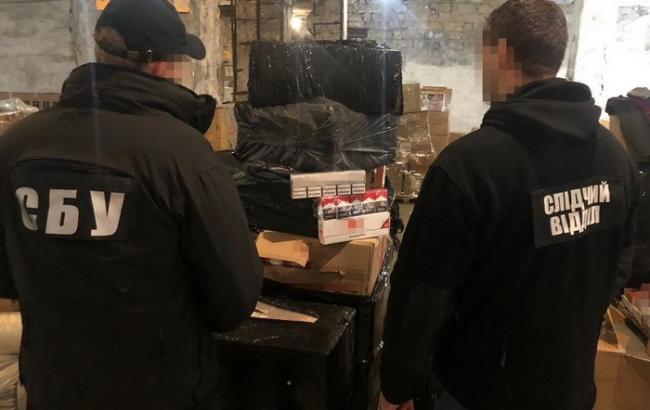 В Одессе заблокировали контрабанду алкоголя и сигарет