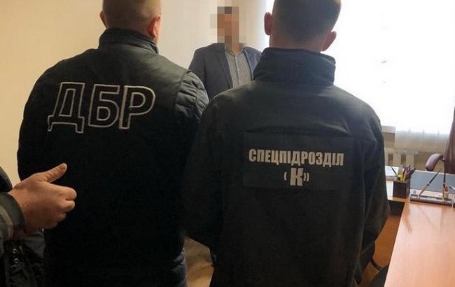 Керівництво ДФС Житомирській області викрили на мільйонних зловживаннях