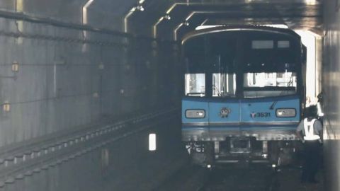 В Японії зійшов з рейок потяг метро з пасажирами