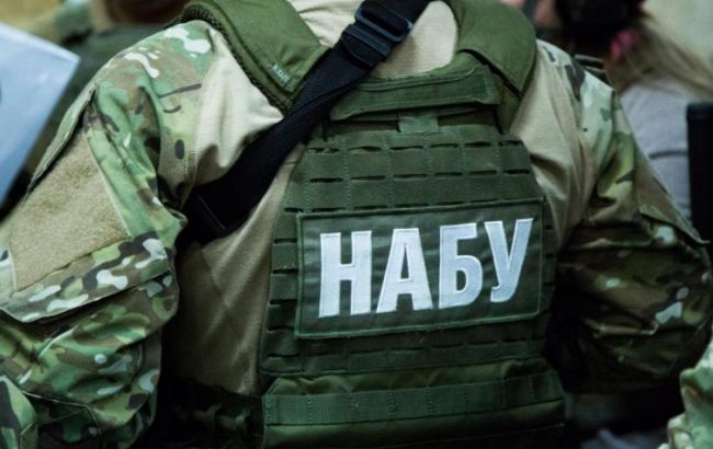 НАБУ задержало двух работников СБУ на вымогательстве взятки