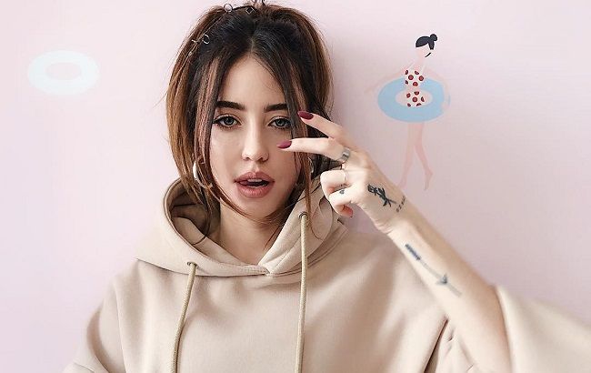 Волшебная девочка: Надя Дорофеева предложила выбрать свою лучшую эмоцию