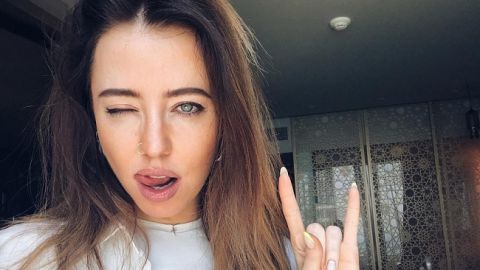 Шикарна дівчинка: Надя Дорофєєва "підірвала" мережу гарячим фото в купальнику