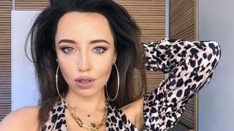 Надя Дорофеева показала "жаркий" танец в купальнике во время отдыха в Италии (видео)