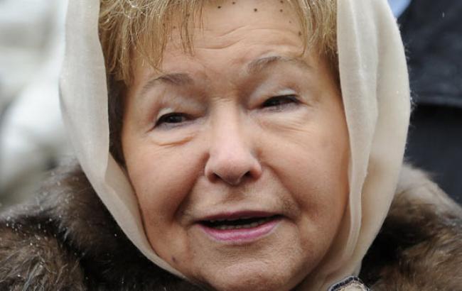 Супруга Ельцина жестко отреагировала на обвинения Михалкова в адрес Ельцин центра