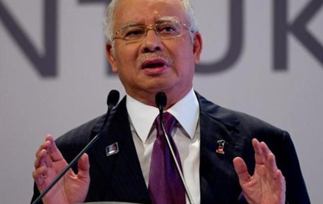 Премьер-министр Малайзии обвинен в краже 700 млн долларов