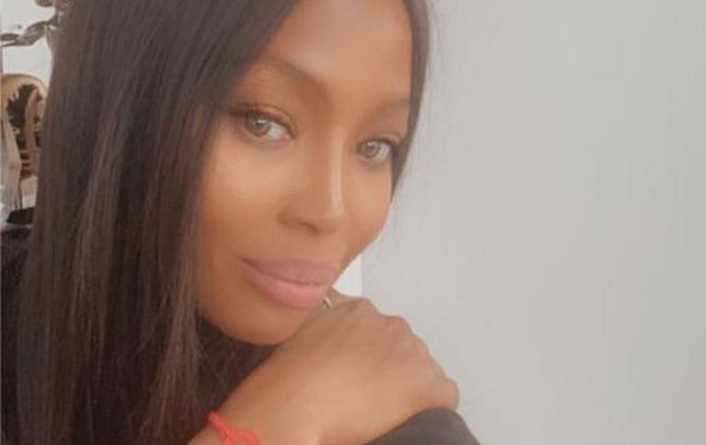 Секрет молодості розкрито: 50-річна Наомі Кемпбелл розповіла, як доглядає за шкірою