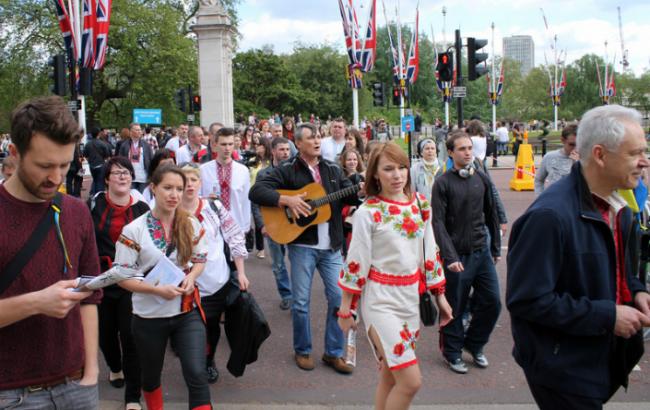 Численность населения Украины за апрель сократилась до 42,85 млн человек