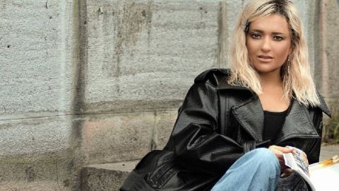 На стиле: Наталья Могилевская восхитила трендовым нарядом с брюками-палаццо