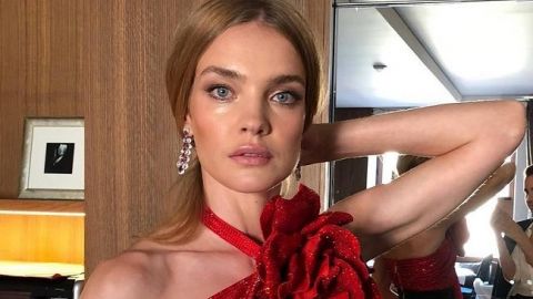 Англійська троянда: Наталія Водянова підкорила Нью-Йорк жіночними нарядами і стрункою фігурою