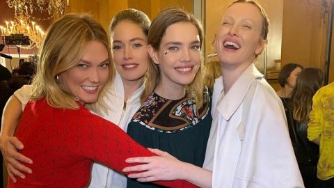 Наталья Водянова, Опра Уинфри, Карли Клосс, Даутцен Крус на показе Stella McCartney в Париже