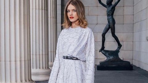 Летняя и легкая: Наталья Водянова восхитила безупречной фигурой в дерзком мини