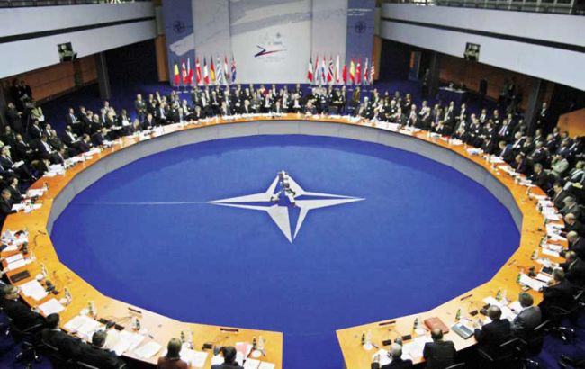 Россия уведомила НАТО о сокращении штата дипмиссии
