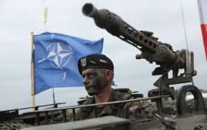 НАТО розглядає відправку військ в Україну, але не для участі в боях, - NYT