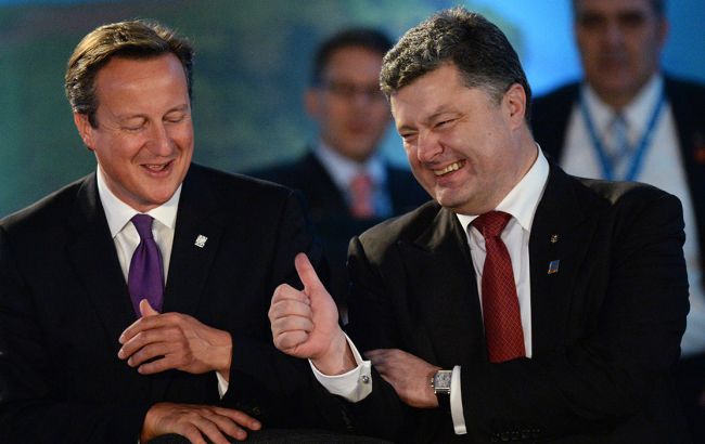 Порошенко и Кэмерон договорились встретиться перед рижским саммитом