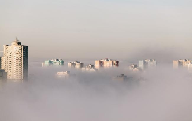 Киевских водителей предупреждают о тумане 4 ноября в ночное и утреннее время
