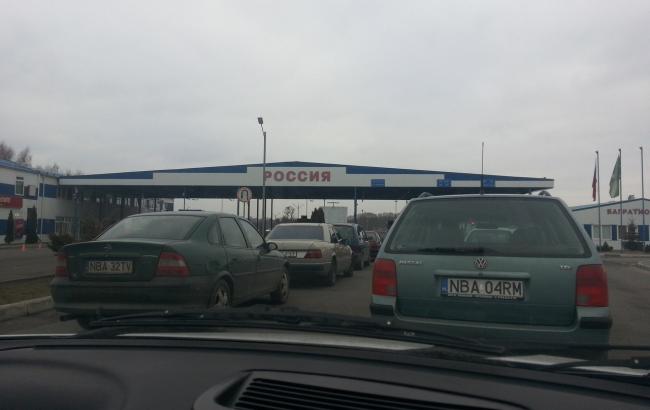 Фура протаранила пять машин и нарушила российско-польскую границу