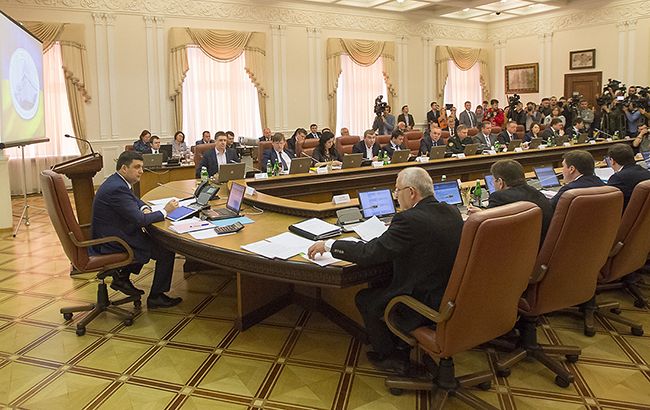 Ігри з портфелями: як міністри борються за формування своїх команд