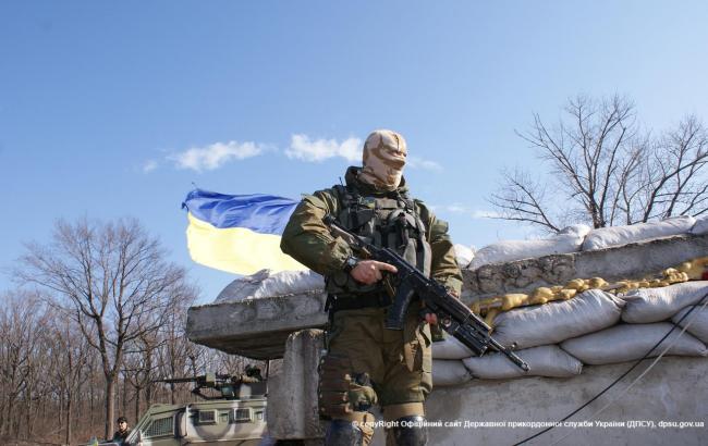 В Донецкой обл. пограничники обнаружили склад с боеприпасами