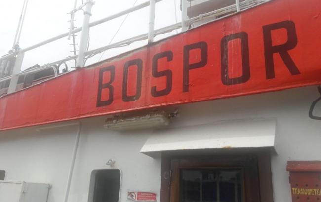 Пограничники задержали молдавское судно, незаконно переправлявшее моряков в Крым