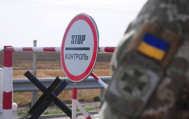 КПВВ на Донбассе за сутки пересекли 30,4 тыс. человек