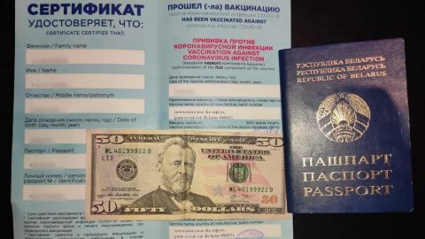 Щеплені "Супутником V" білоруси намагалися підкупити прикордонників