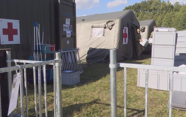 Нідерланди передали українським прикордонникам партію медичного обладнання та техніки