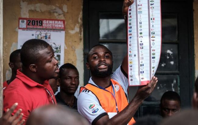 В Нигерии на выборах президента погибли 16 человек