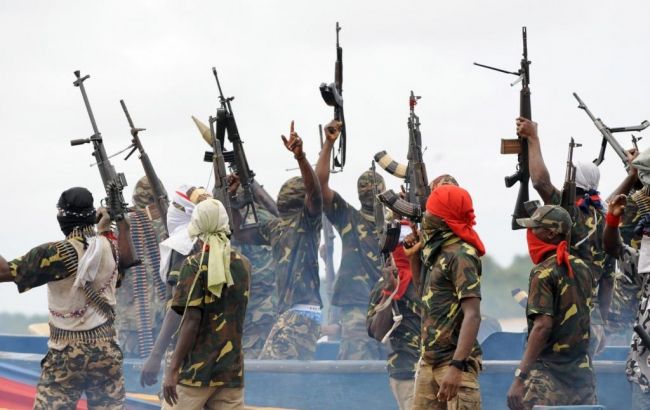 Нигерия утроила бюджет программы амнистии боевиков в нефтедобывающем регионе