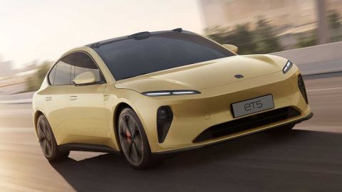 У бюджетного электрокара Tesla Model 3 появился роскошный конкурент из Китая