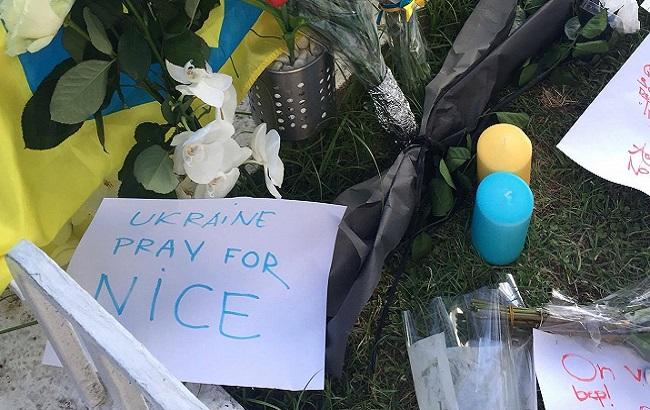 Теракт в Ницце: украинцы во Франции почтили память погибших