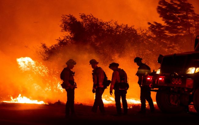 От лесных пожаров в северной Калифорнии погибли 10 человек