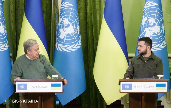 Зеленский попросил генсека ООН поспособствовать эвакуации всех раненых из "Азовстали"