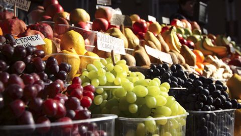 В Україні третій місяць поспіль спостерігається дефляція