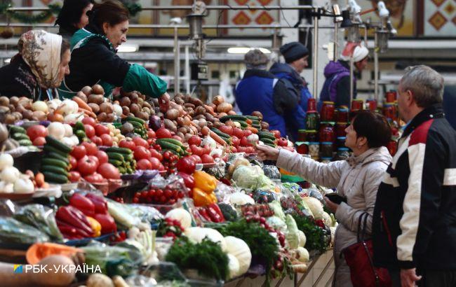 Цены бьют рекорды. Как изменилась стоимость продуктов в Украине за год