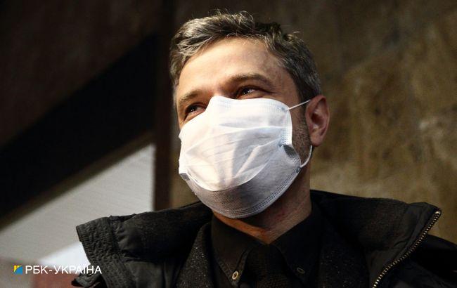 Грузия возвращает масочный режим на улице