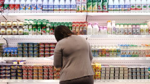 Украинцам рассказали, как правильно читать этикетки на продуктах