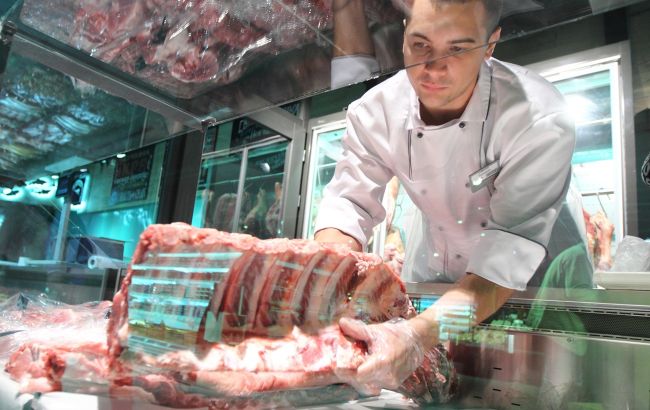 Что будет с ценами на мясо в Украине: как и почему дорожает курятина и свинина