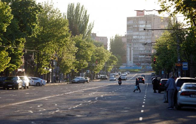 На півдні до +35, а в Карпатах дощі: синоптики дали прогноз погоди на завтра
