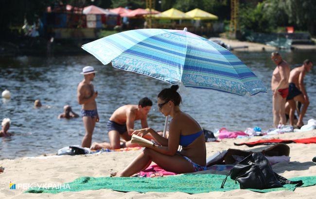 Спека та дощі: якою буде погода в Україні сьогодні