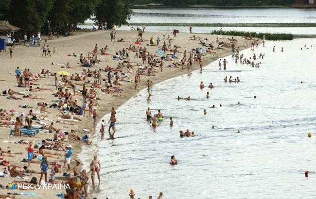 На каких пляжах в Киеве можно уже купаться: список