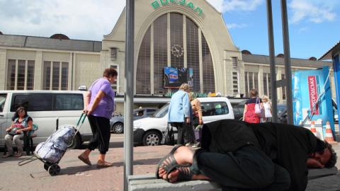 До суду передали справу банди поліцейських, які грабували громадян на залізничному вокзалі Києва