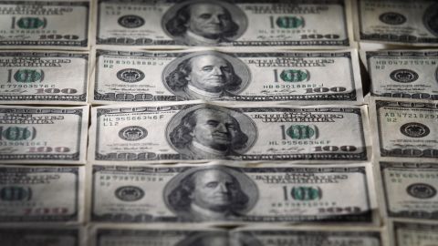 Курс доллара ускорил рост на межбанке