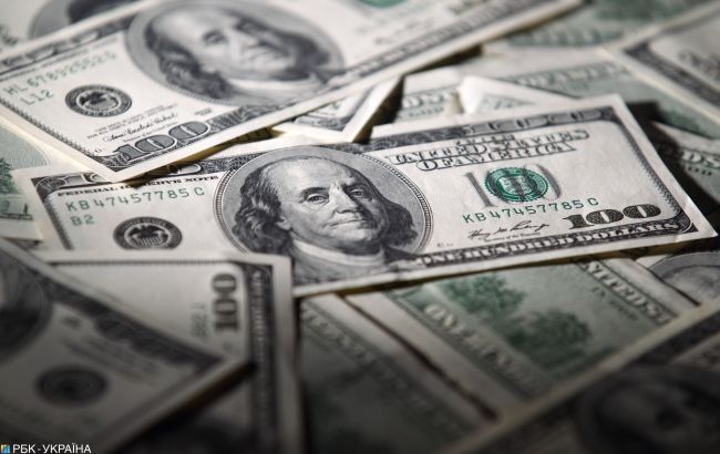 НБУ на 26 марта повысил официальный курс доллара