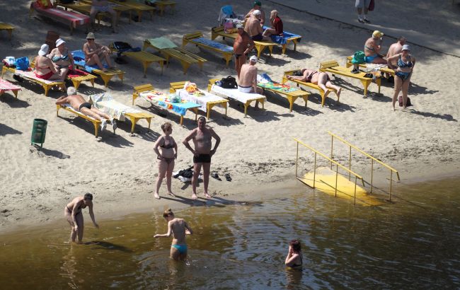 МОЗ рекомендувало закрити декілька пляжів в Одесі, Києві та Миколаєві