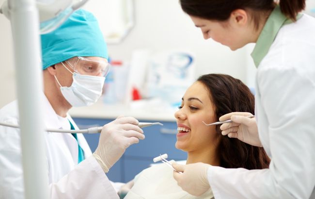 Попередній запис та опитування клієнтів: МОЗ назвало вимоги до стоматологій