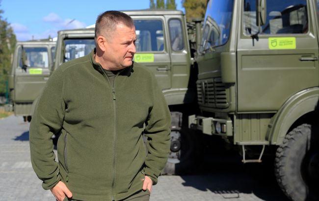 Дніпро передав ЗСУ ще 22 автівки