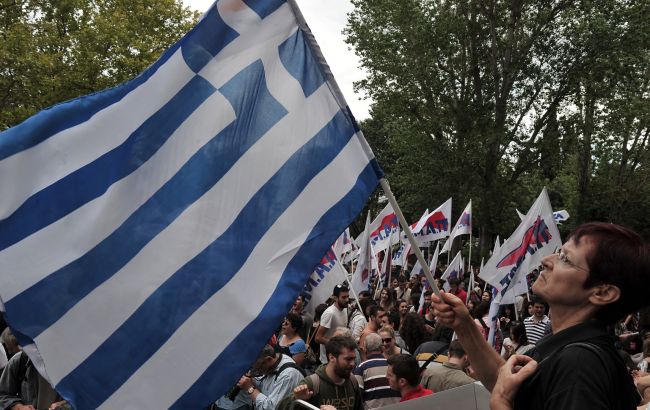 Госслужащие в Греции завтра проведут забастовку