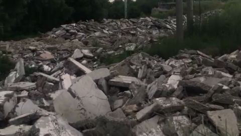 У Києві виявили уламки будинку, що вибухнув на Позняках: їх викинули в зеленій зоні