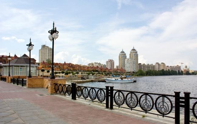 Как изменилась Оболонская набережная за 20 лет: в сети опубликовано фото